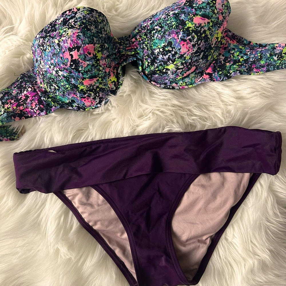 Sz m Victoria's Secret Purple Bikini with Floral Top